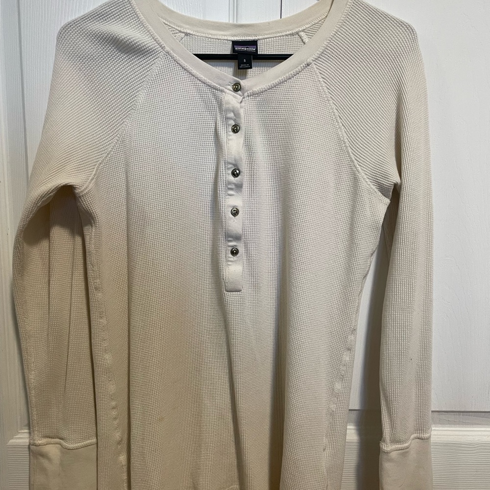 Patagonia Womens Henley waffle shirt